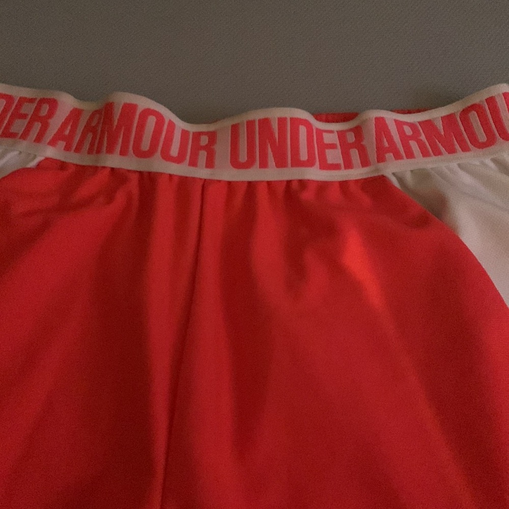 Under Armour shorts - Picture 2 of 4